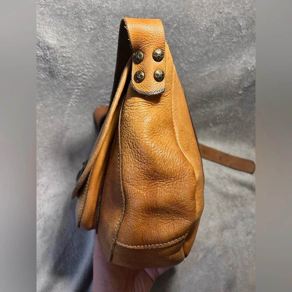 Patricia Nash Barcelona Heritage Saddle Bag - Picture 7 of 11